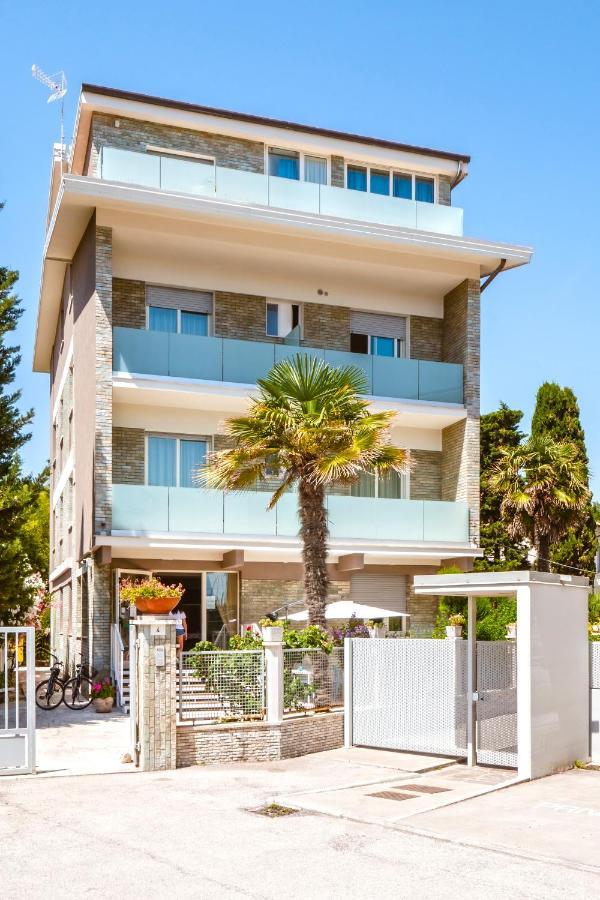 Hotel Villa Del Mare Senigallia Exterior photo
