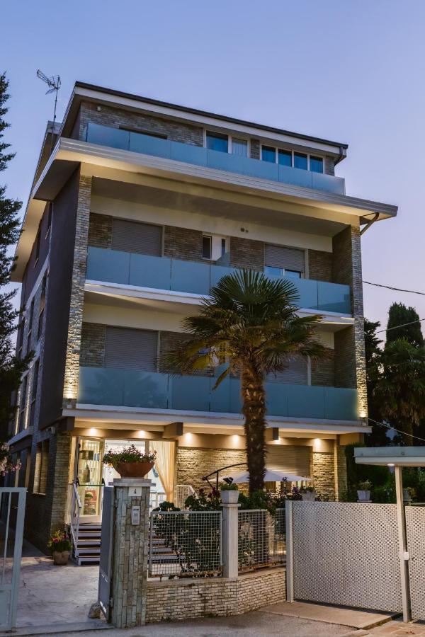 Hotel Villa Del Mare Senigallia Exterior photo