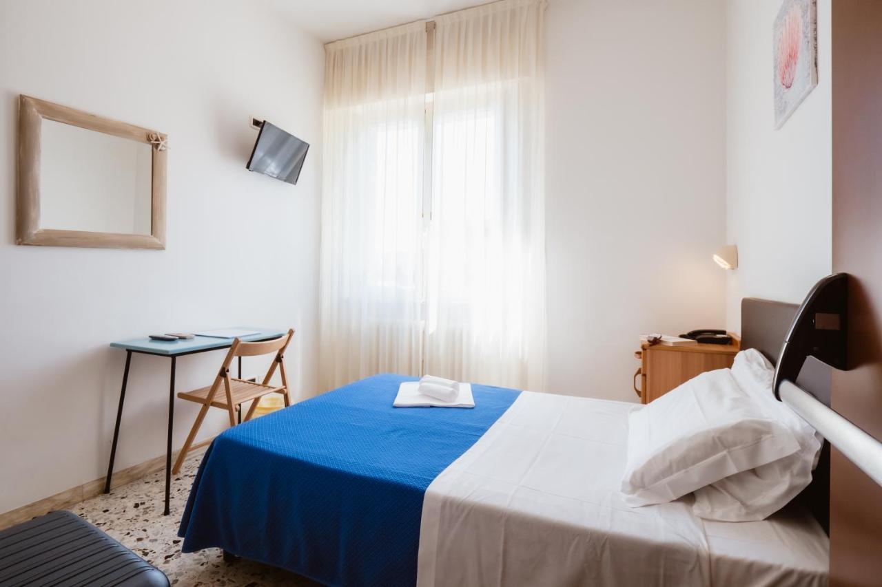Hotel Villa Del Mare Senigallia Exterior photo